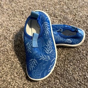 5c water shoes